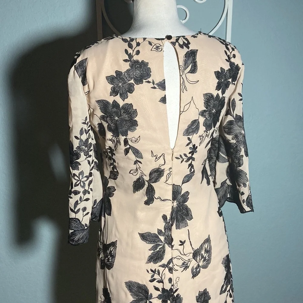 Like new Dress the Population Paige Embroidered Shift Dress - Picture 13 of 16